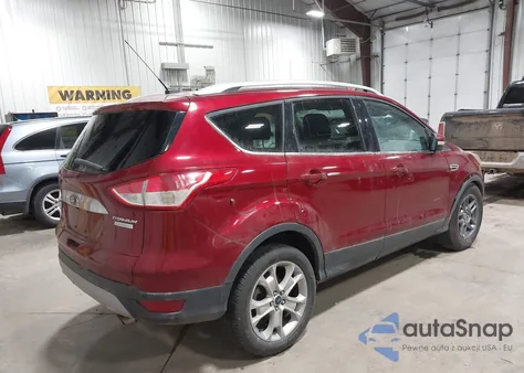 2015 Ford Escape Titanium z USA, uszkodzony, nr VIN 1FMCU0JX3FUB19655